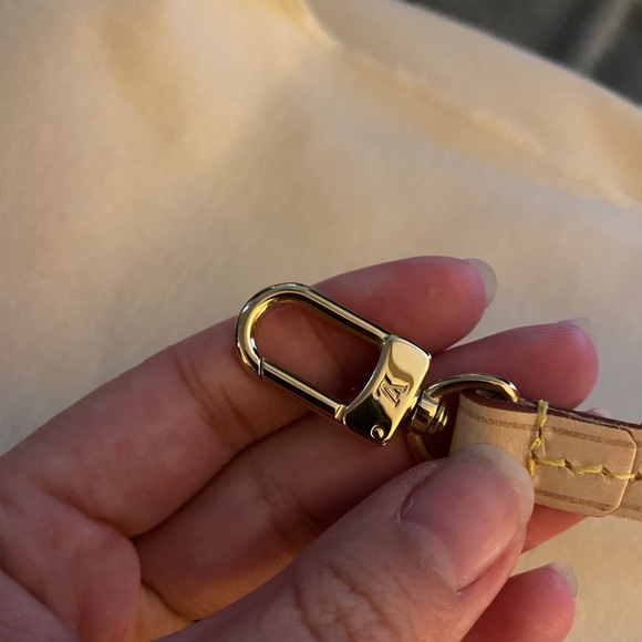 Louis Vuitton Pochette Accessoires - Picture 7 of 7